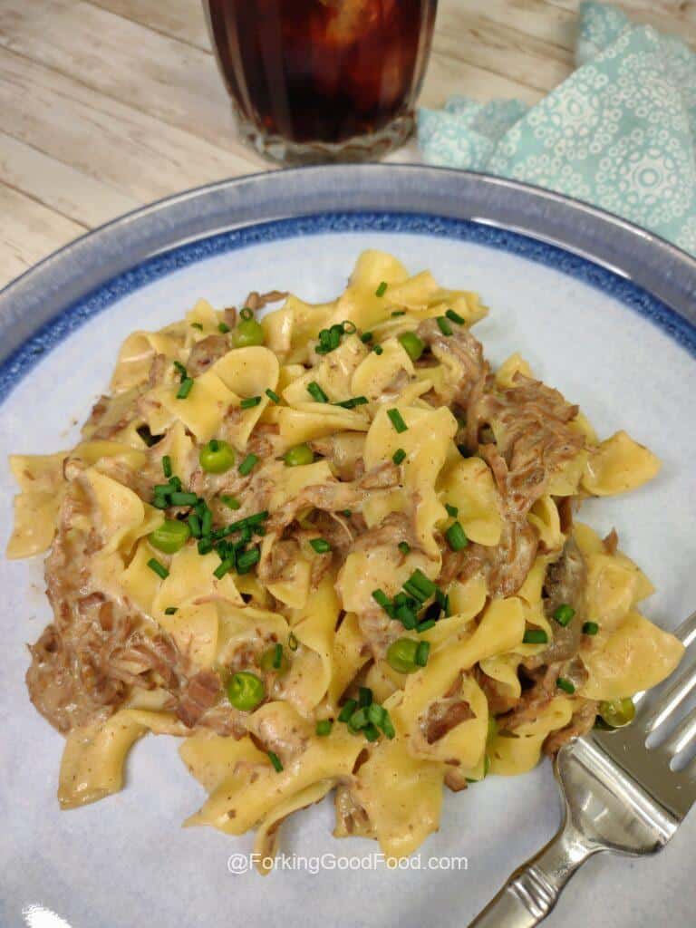 Beef,Sour Cream,Cream Cheese,Egg Noodles,Pasta