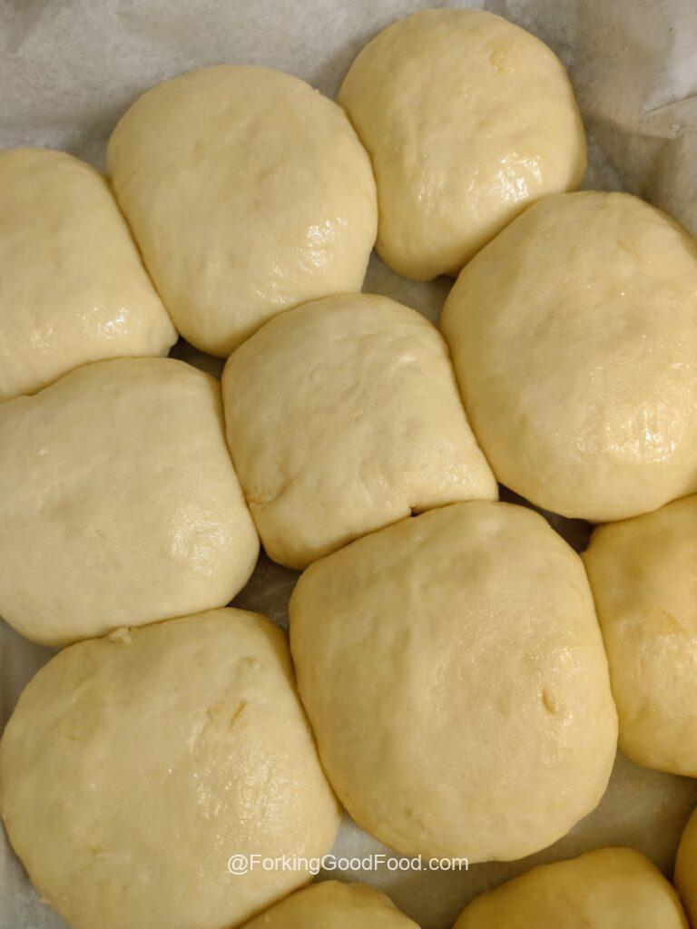 BIG Forking Yeast Rolls