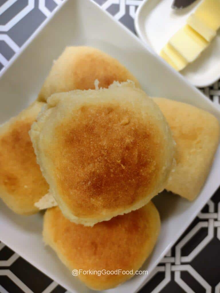 BIG Forking Yeast Rolls