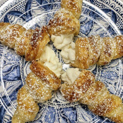 Easy Cream Horns