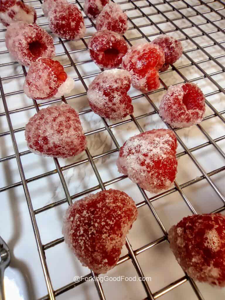 How to Make Frosted Berries