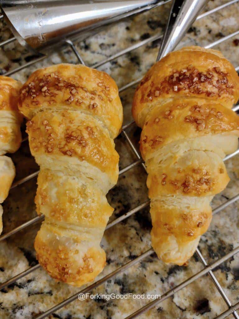 Easy Cream Horns Recipe