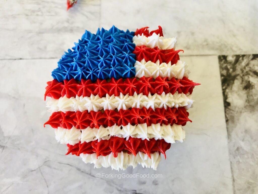 american flag cupcakes step 5