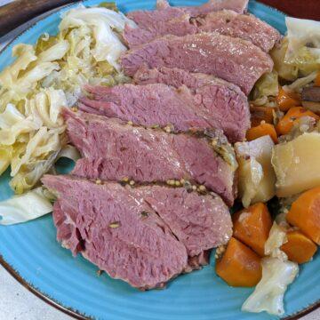 easy instant pot corned beef and cabbage