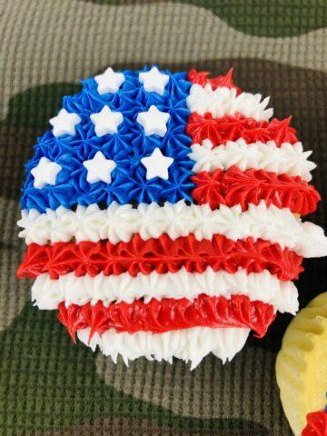 american flag cupcakes,american flag cupcakes recipe,how to make american flag cupcakes