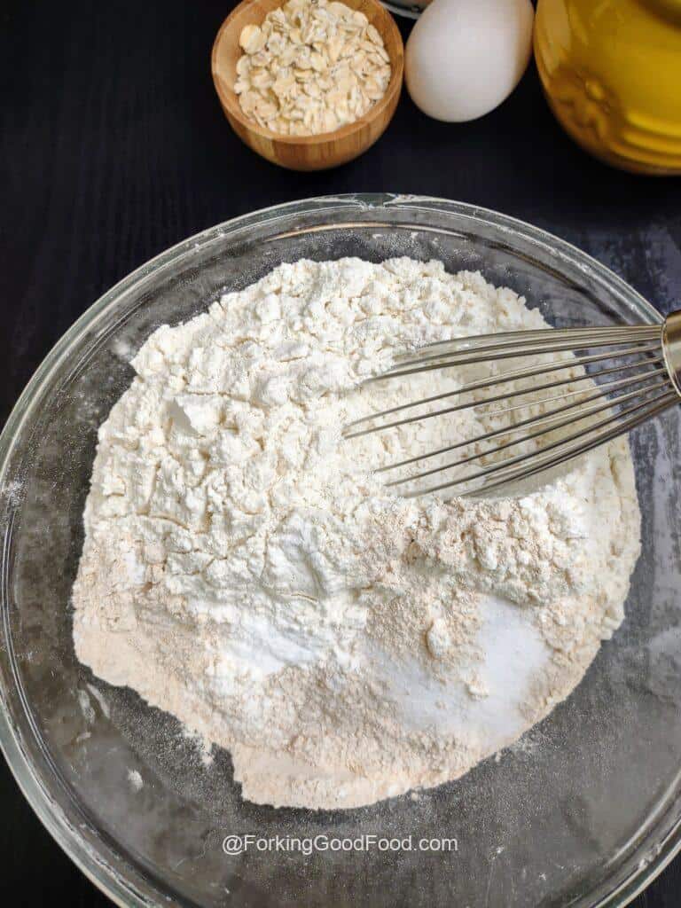 irish brown bread ingredients mixed