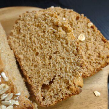 irish brown bread sliced