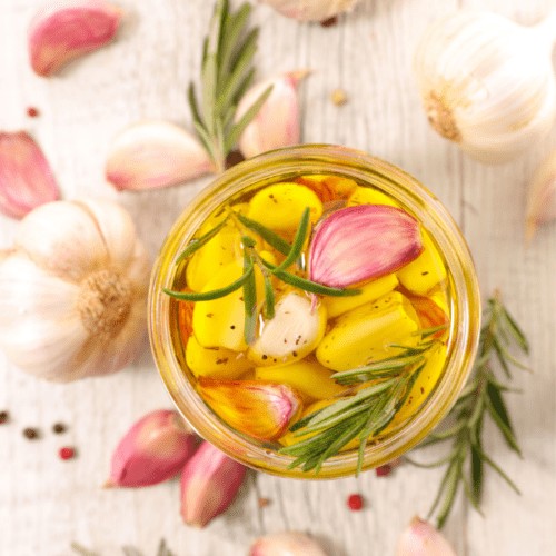 How to Make Garlic Confit in an Oven