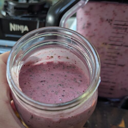 kale berry smoothie
