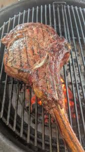 grilled tomahawk steak